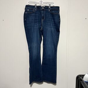 Denizen From Levi's NEW Women's Size 18M Stretch Mid Rise Bootcut Jeans 34x32
